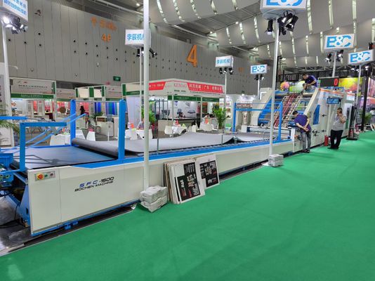 高速シートからシートへ 5層ラミネート機 波紋紙のラミネートのためのサーボ制御