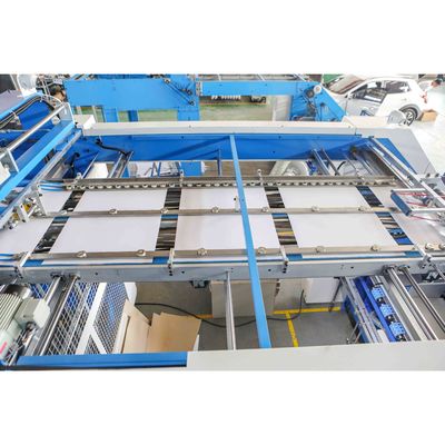 1700mmのServoのボール紙および段ボール紙のための自動フルートのラミネーション機械