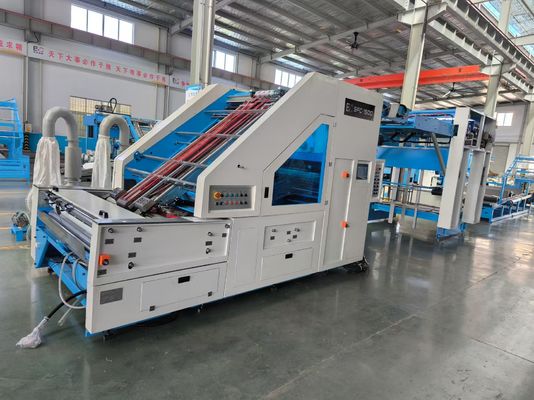 自動サーボ制御および補正機能を備えた、段ボール紙用高精度枚葉ラミネート機